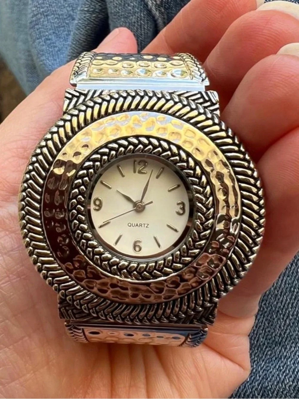 Women's Silver-Tone Hammered Fashion Watch Bracelet
